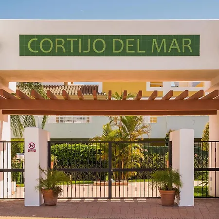 2 Bedroom Awesome In Apartment Estepona