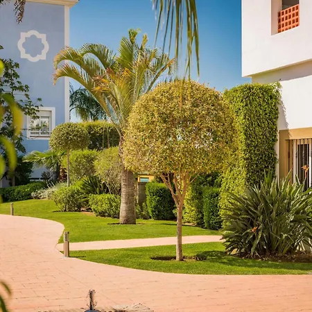 2 Bedroom Awesome In *
