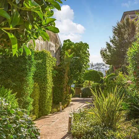 2 Bedroom Awesome In
